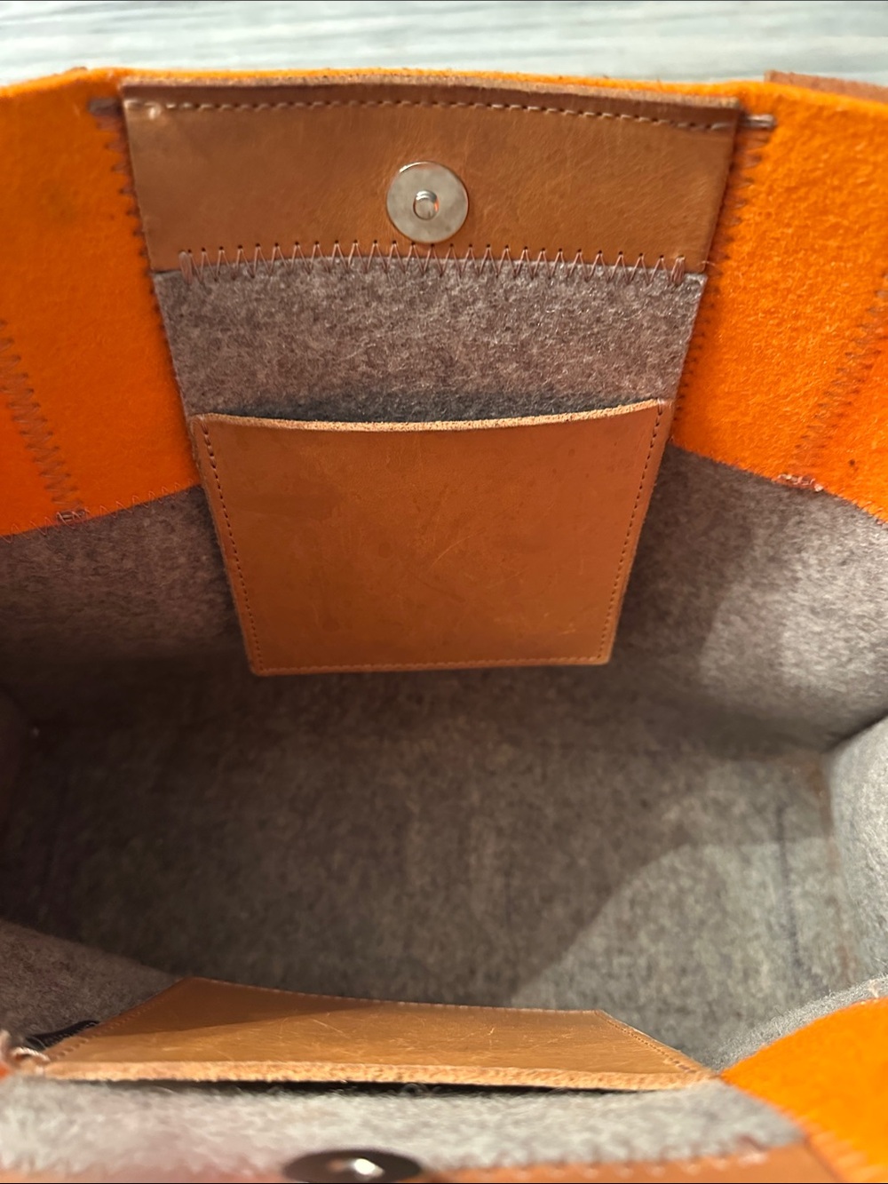 GRAF & LANTZ JAUNT COLOR BLOCK MERINO WOOL AND LEATHER TOTE - Picture 7 of 8